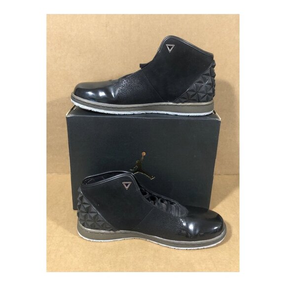 Jordan Instigator 705076-003 Colorway: Black/Wolf Grey - Picture 6 of 8